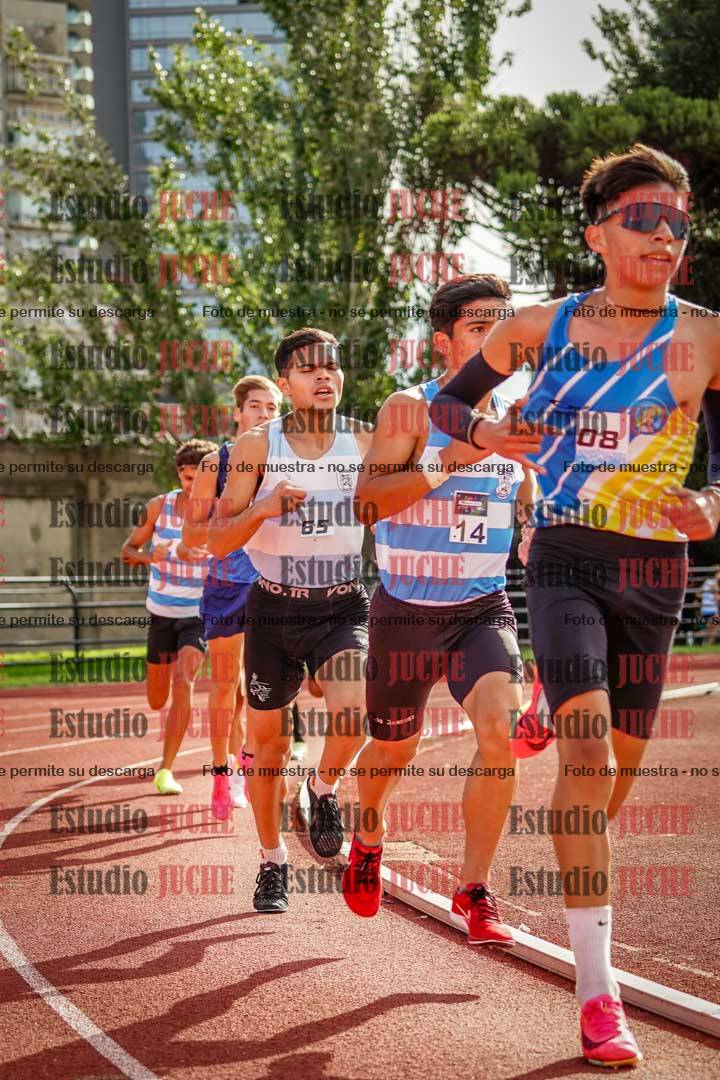 Fotos de los 3000 m llanos de varones