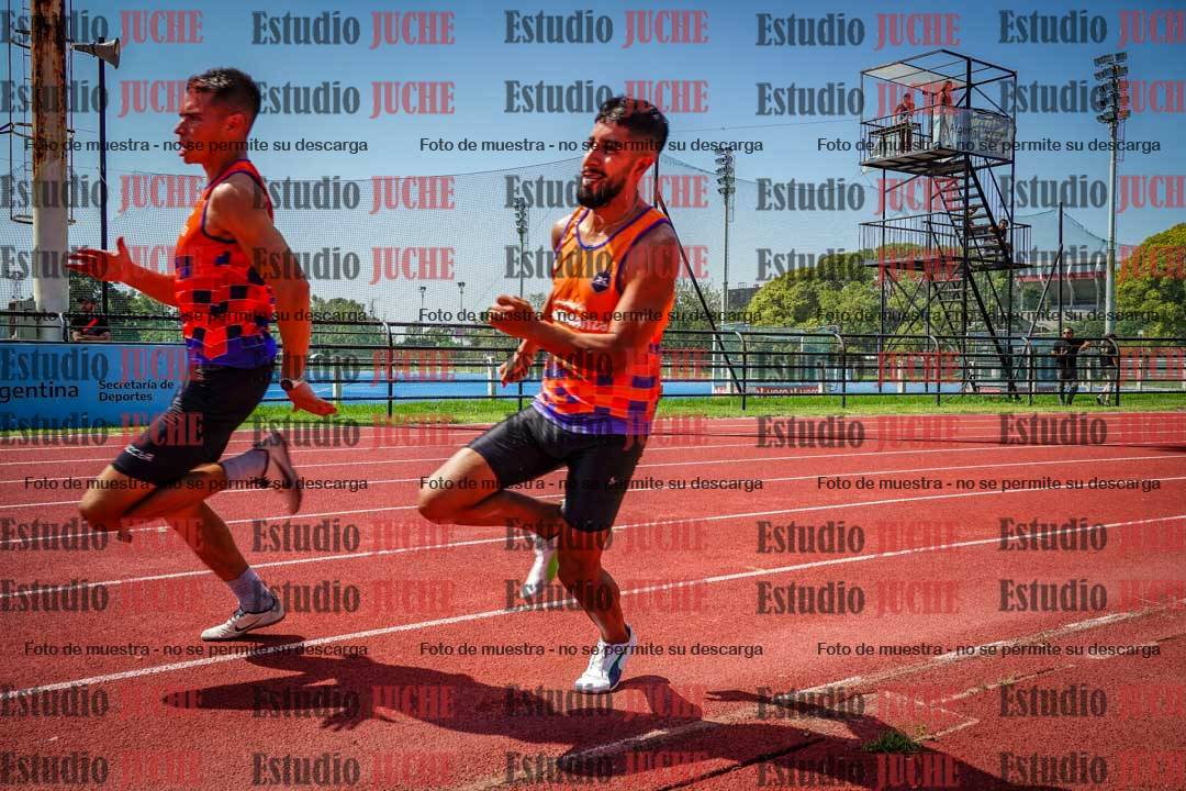 Fotos de los 200 m llanos de varones