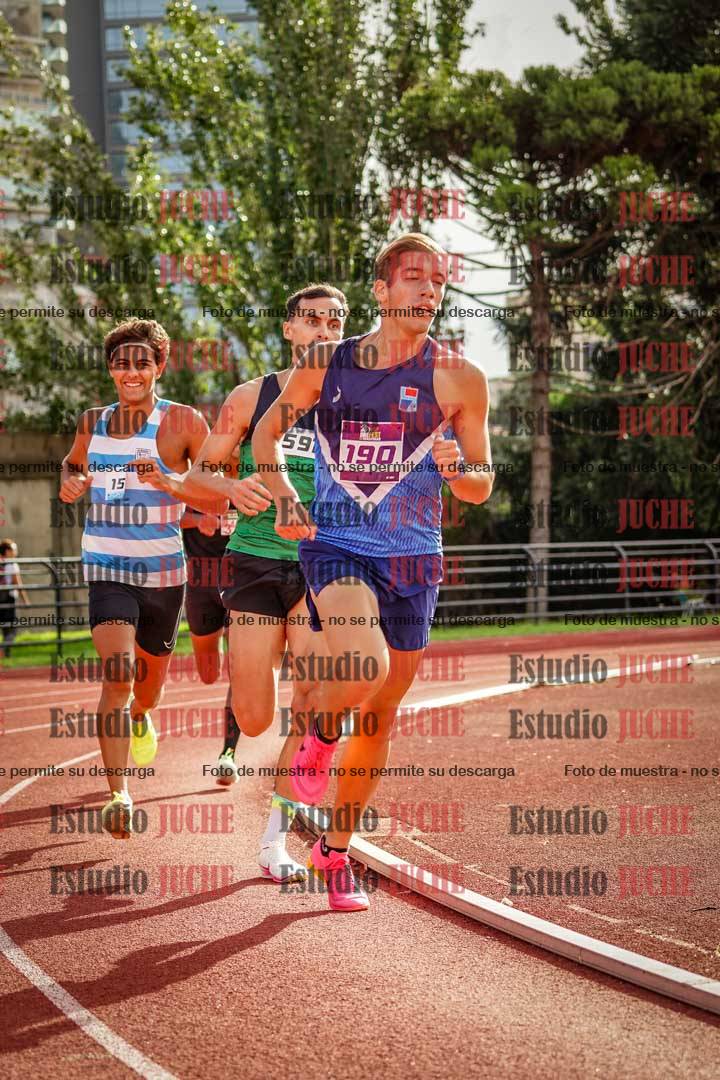 Fotos de los 3000 m llanos de varones
