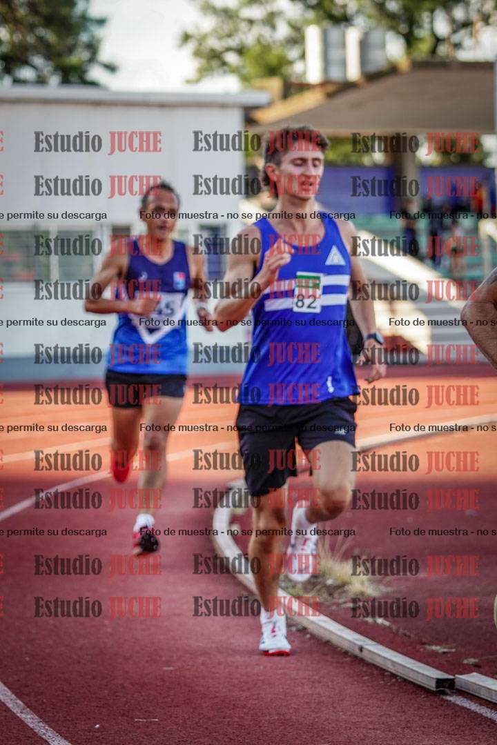Fotos de los 3000 m llanos de varones