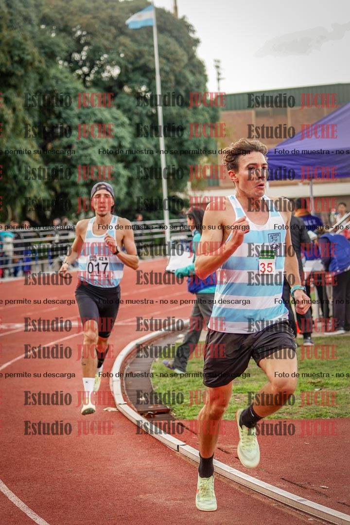 Fotos de los 3000 m llanos de varones