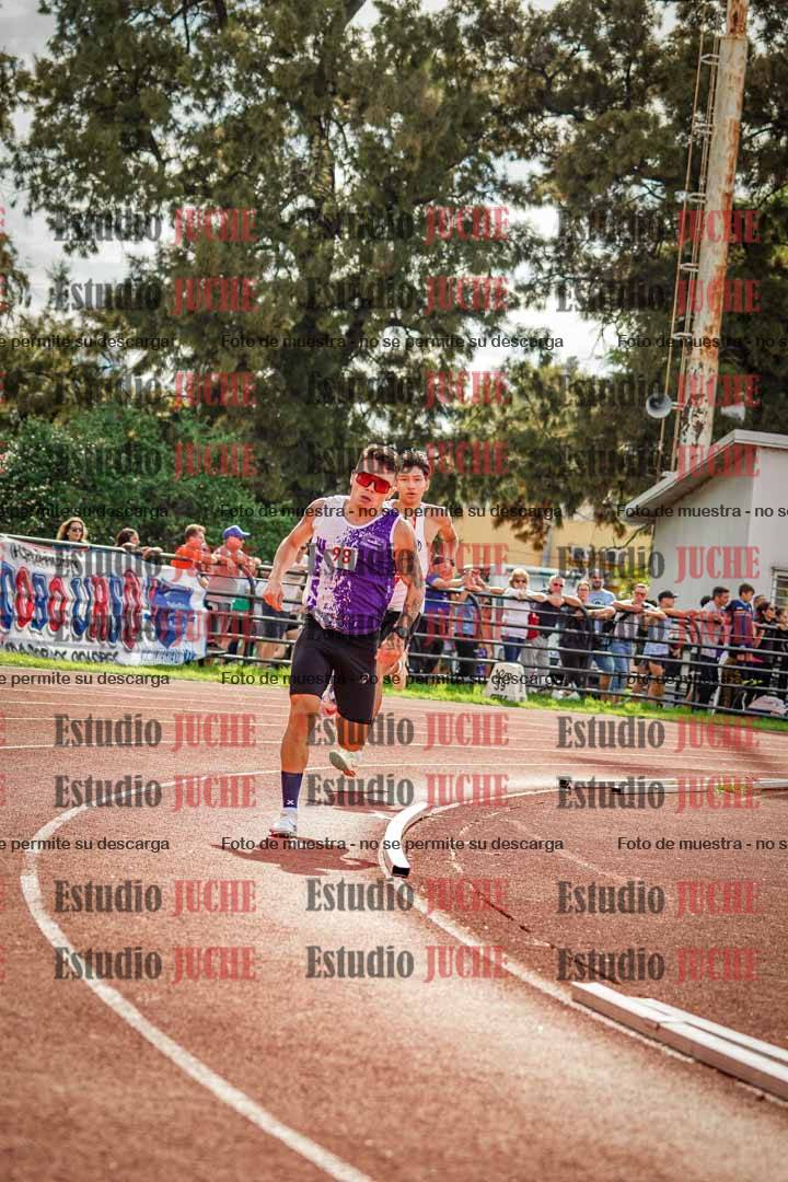Fotos de los 800 m llanos de varones