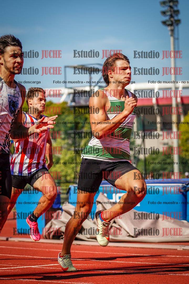 Fotos de los 400 m llanos de varones
