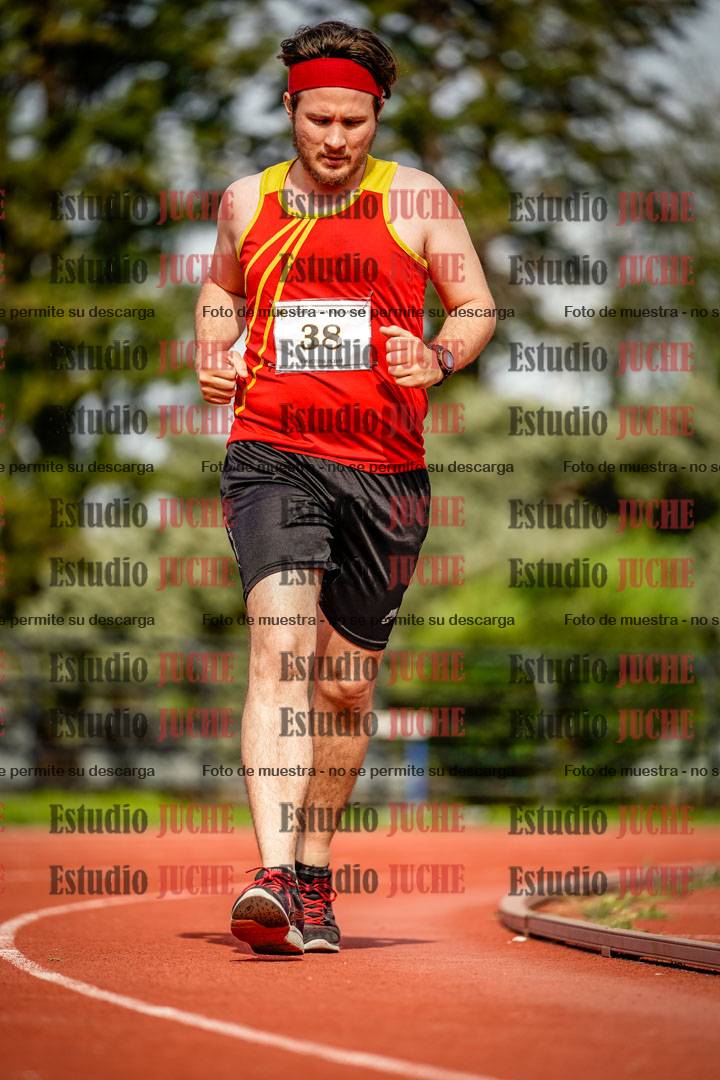 Fotos de los 3000 m llanos de varones