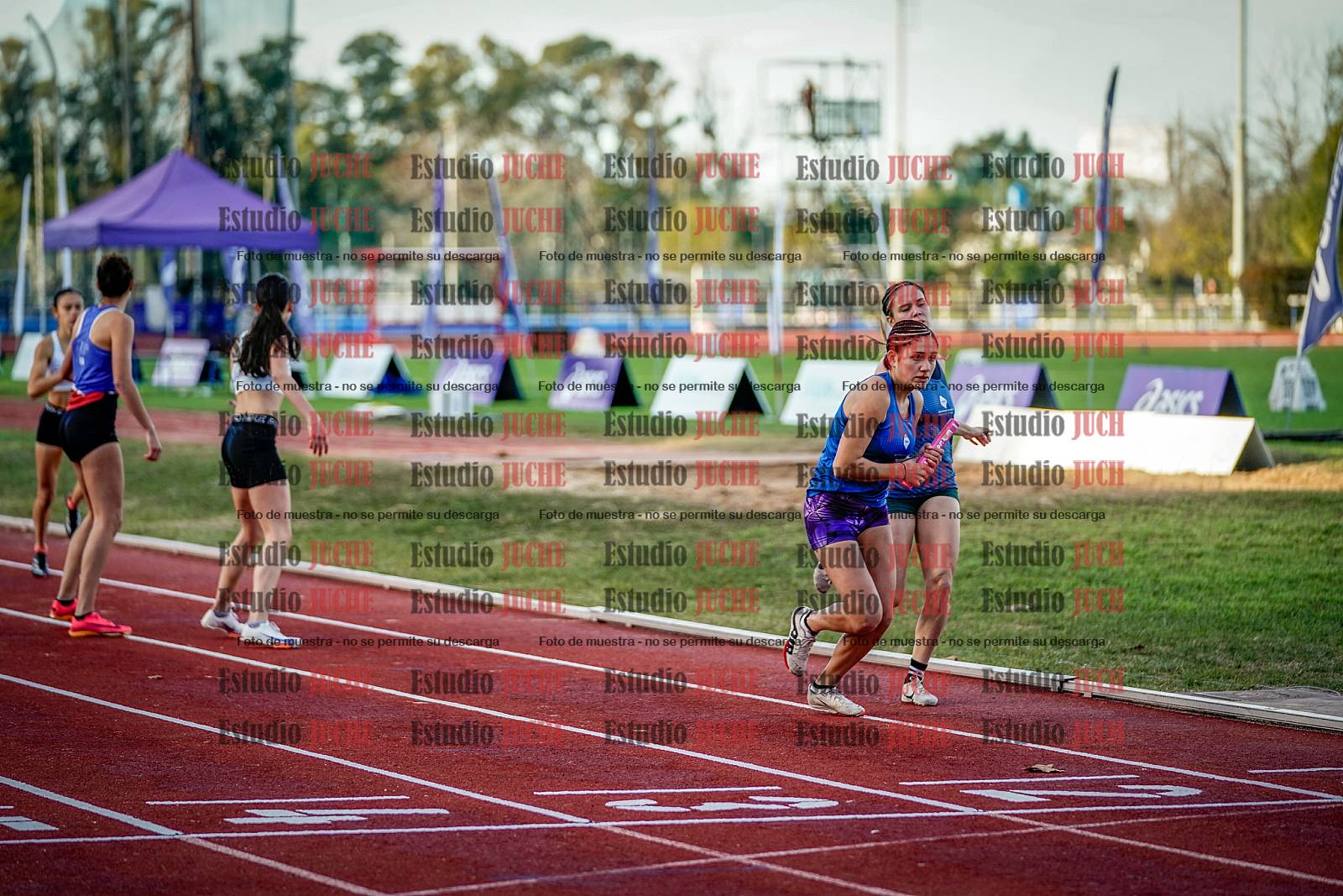 Fotos de las postas 4x400 m de mujeres