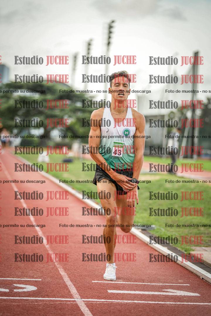 Fotos de los 3000 m llanos de varones