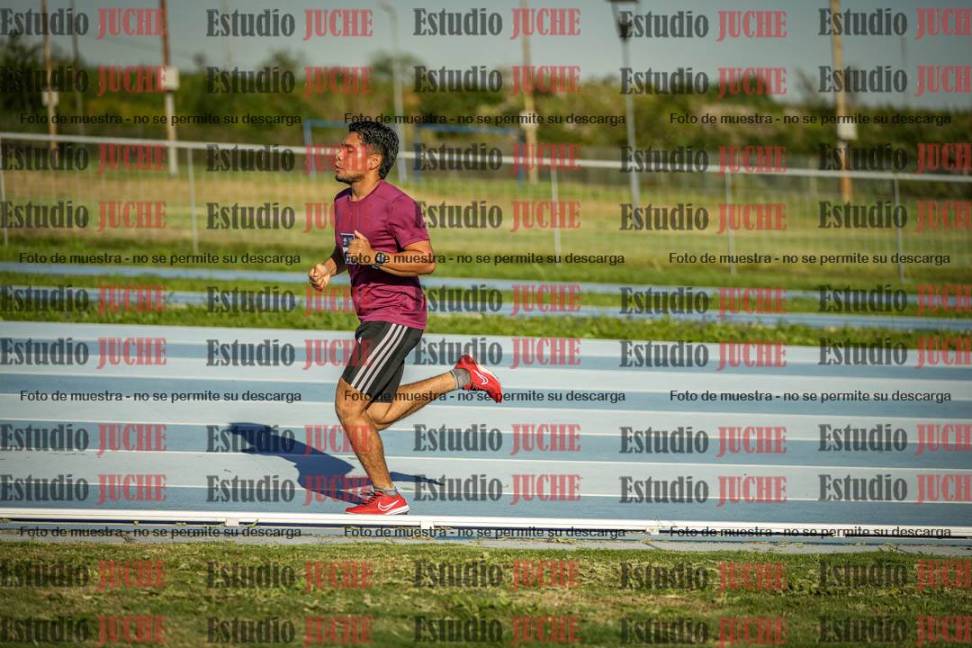 Fotos de los 3000 m llanos de varones