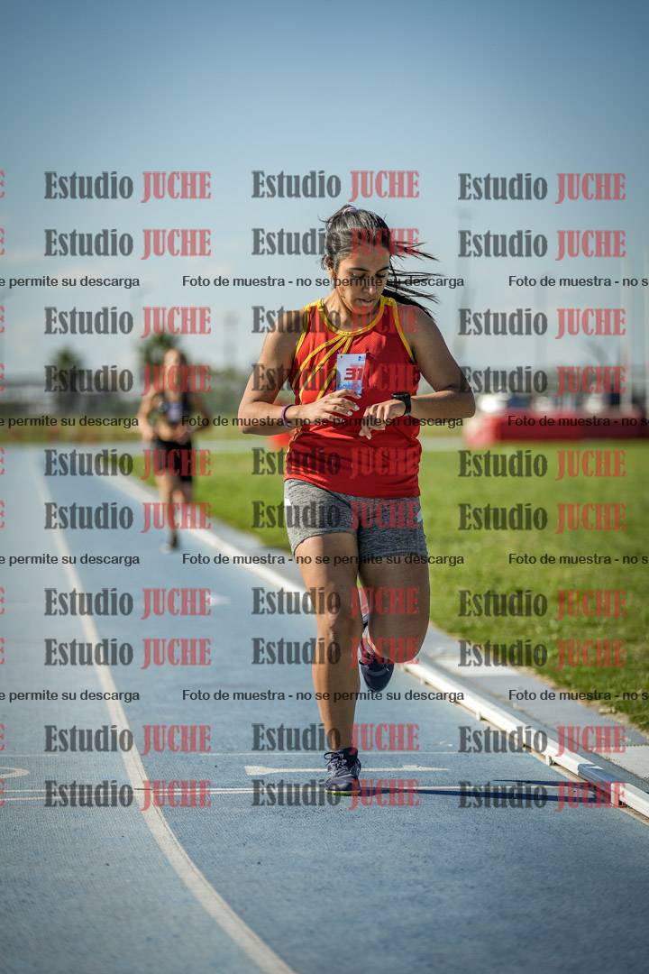 Fotos de los 1500 m llanos de mujeres