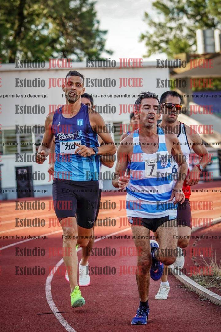 Fotos de los 3000 m llanos de varones