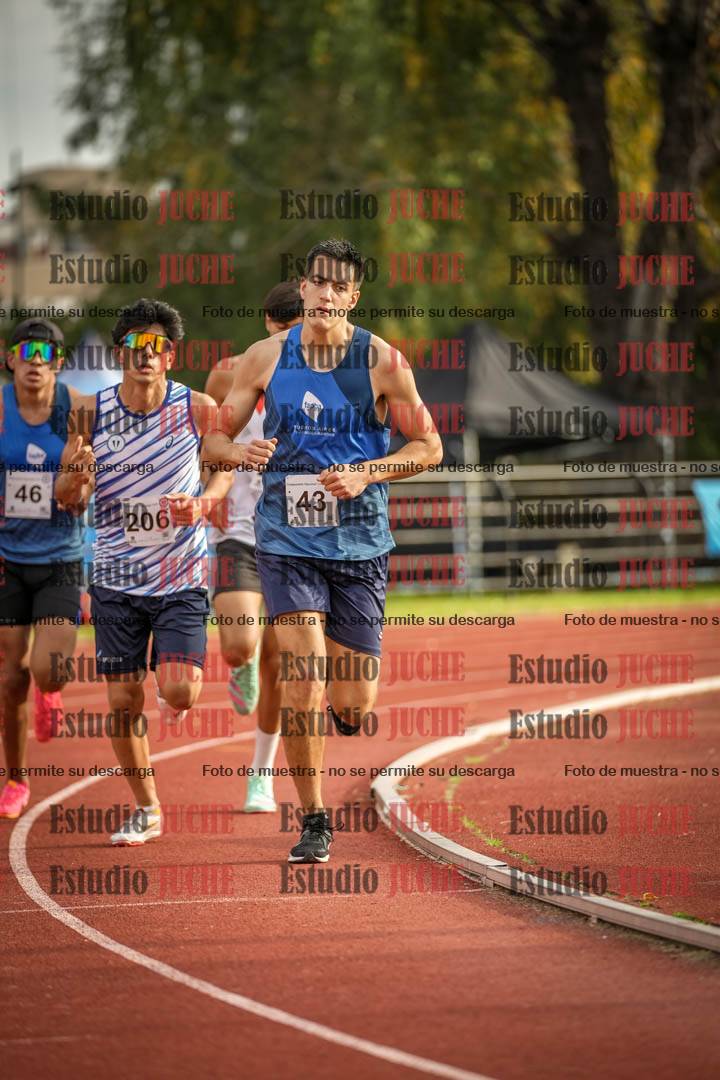 Fotos de los 1500 m llanos de varones - decatlón 10