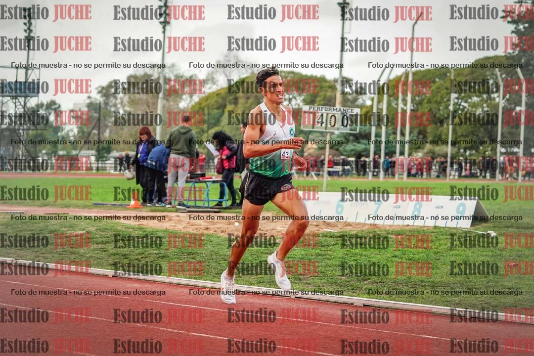 Fotos de los 3000 m llanos de varones