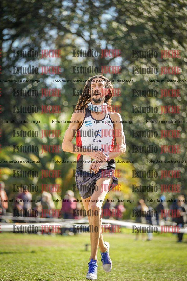 Fotos de la llegada del cross de 8000 m