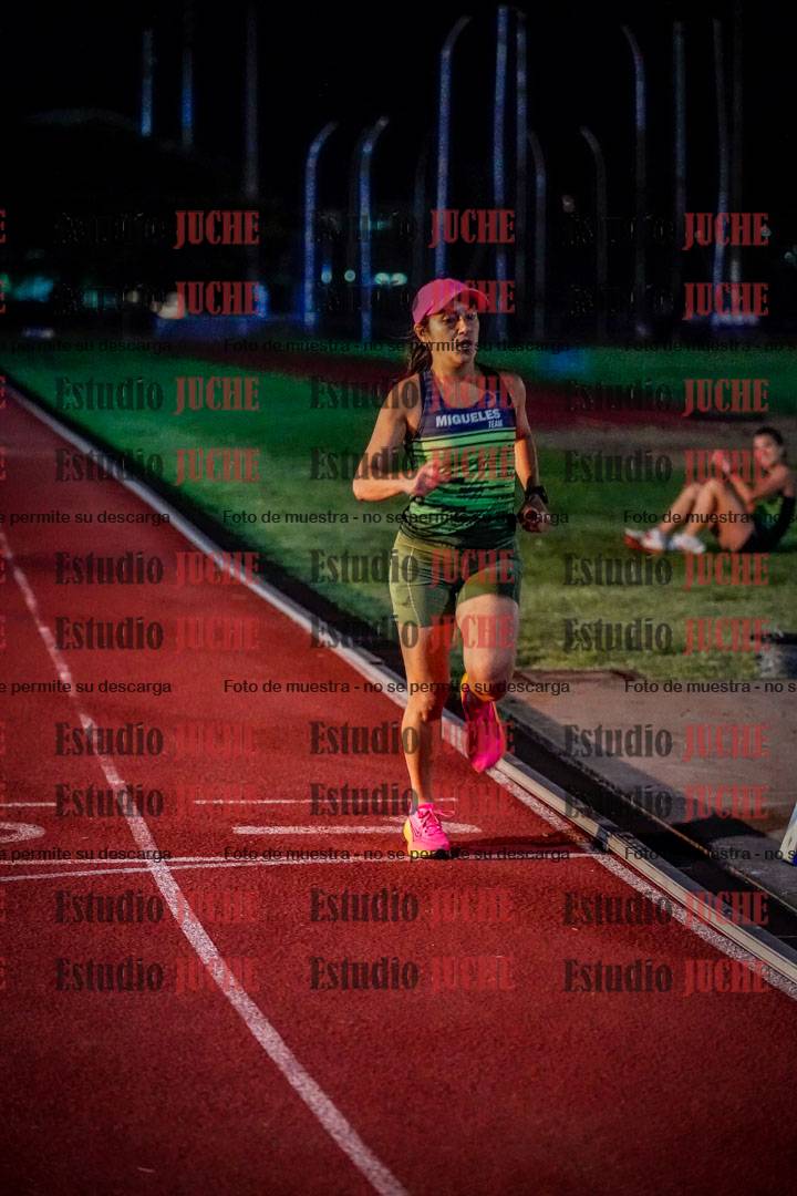Fotos de las postas 4x400 m mixtas