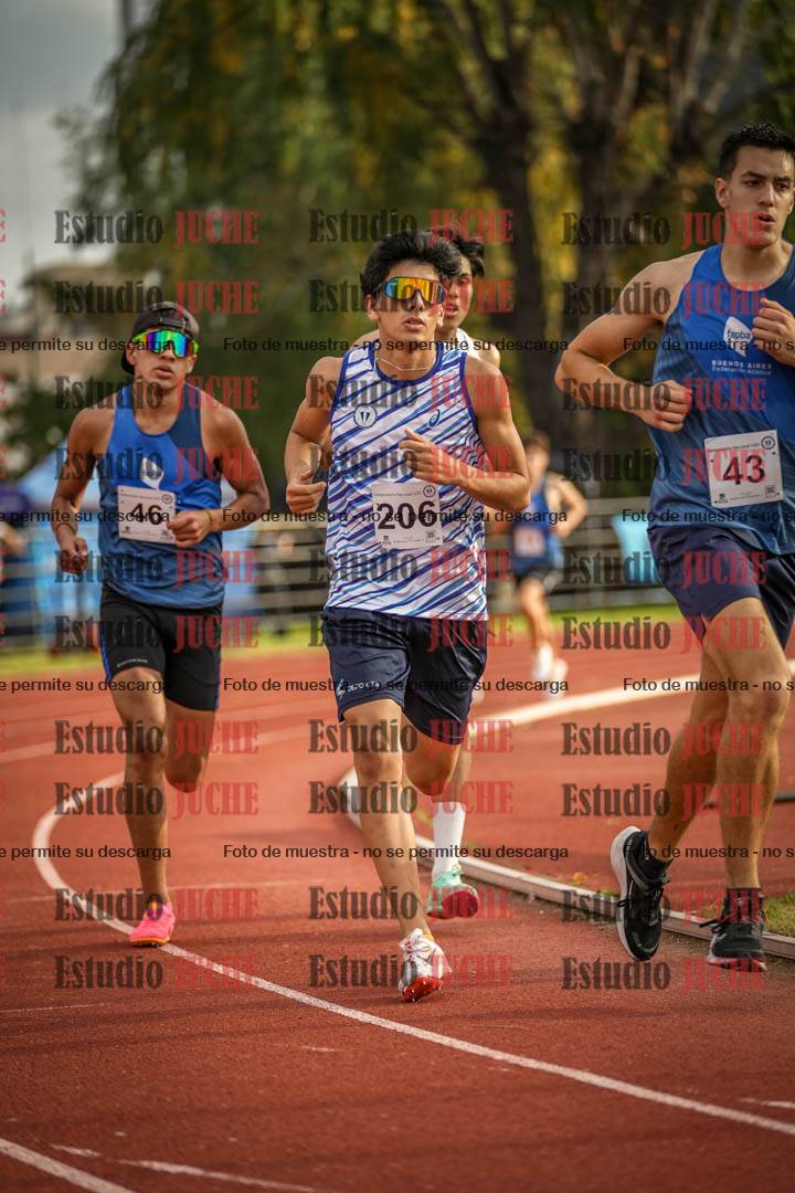 Fotos de los 1500 m llanos de varones - decatlón 10