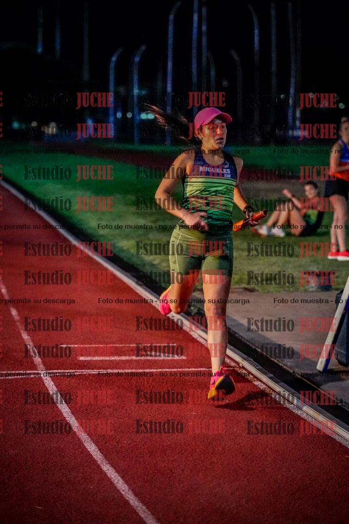Fotos de las postas 4x400 m mixtas