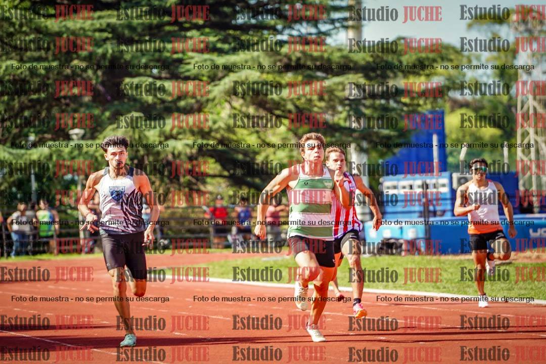 Fotos de los 400 m llanos de varones