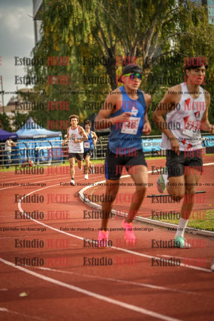 Fotos de los 1500 m llanos de varones - decatlón 10