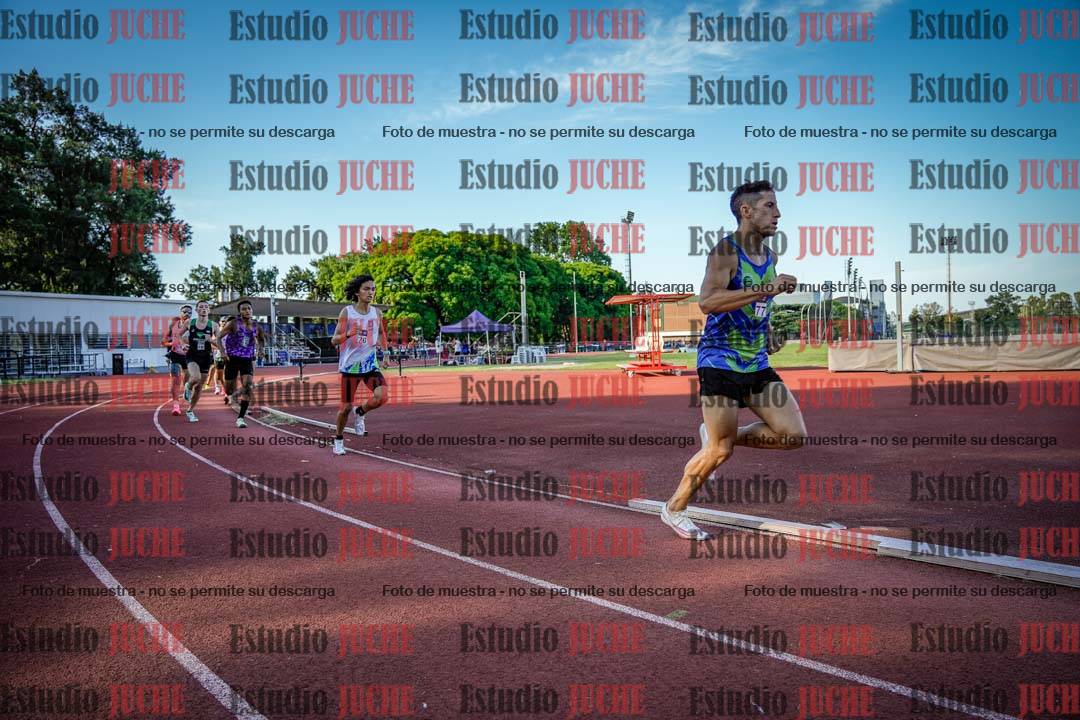 Fotos de los 1500 m llanos de varones