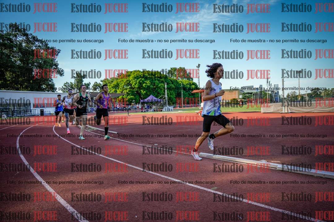 Fotos de los 1500 m llanos de varones