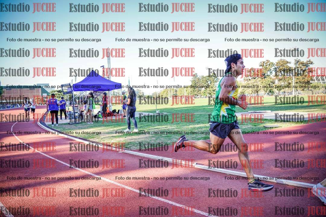 Fotos de los 3000 m llanos de varones