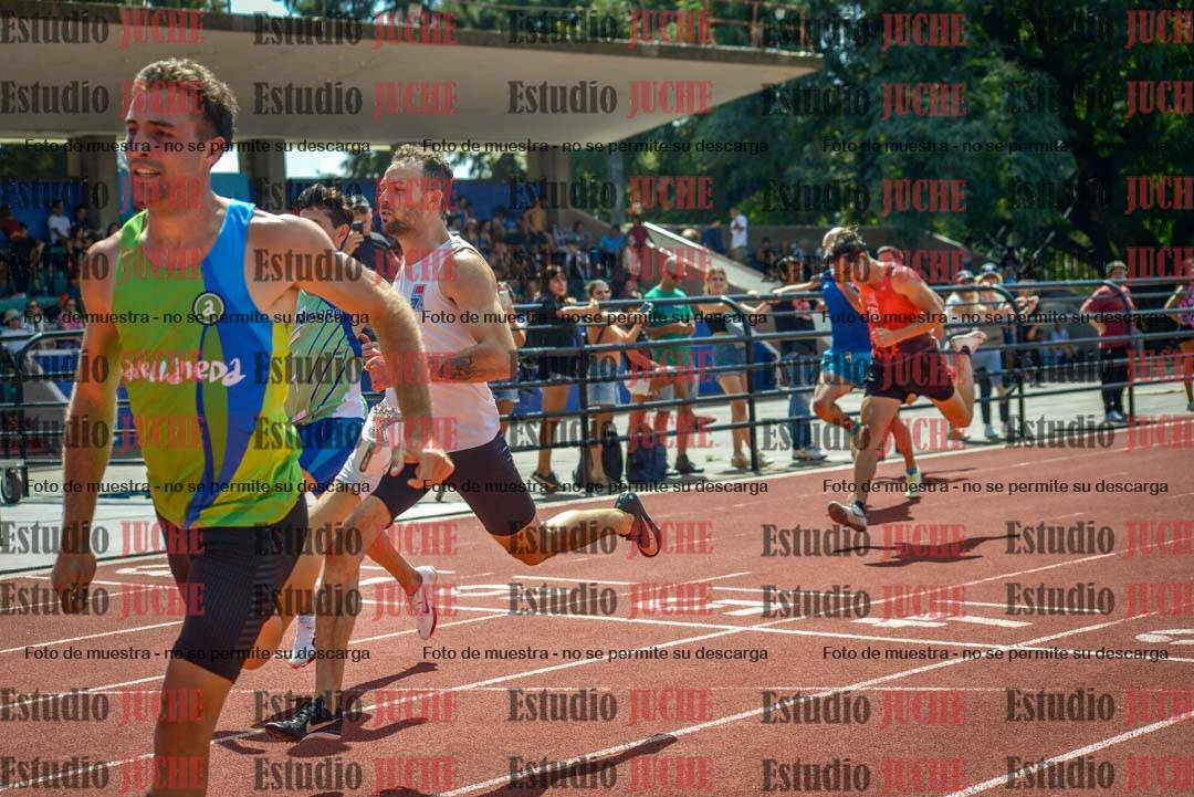 Fotos de los 200 m llanos de varones