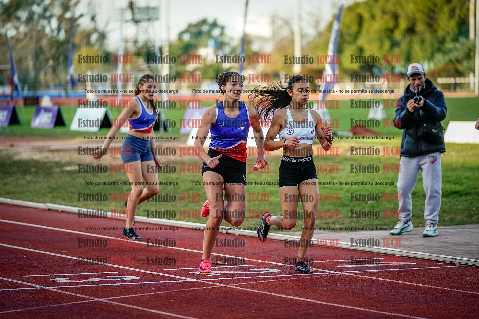 Fotos de las postas 4x400 m de mujeres