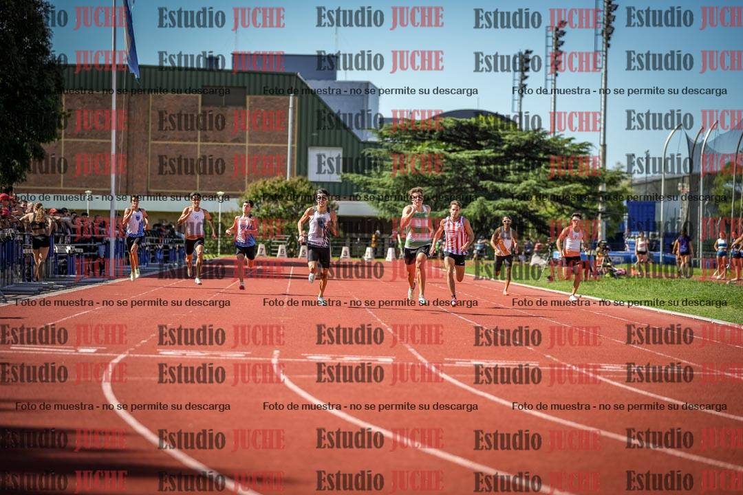 Fotos de los 400 m llanos de varones