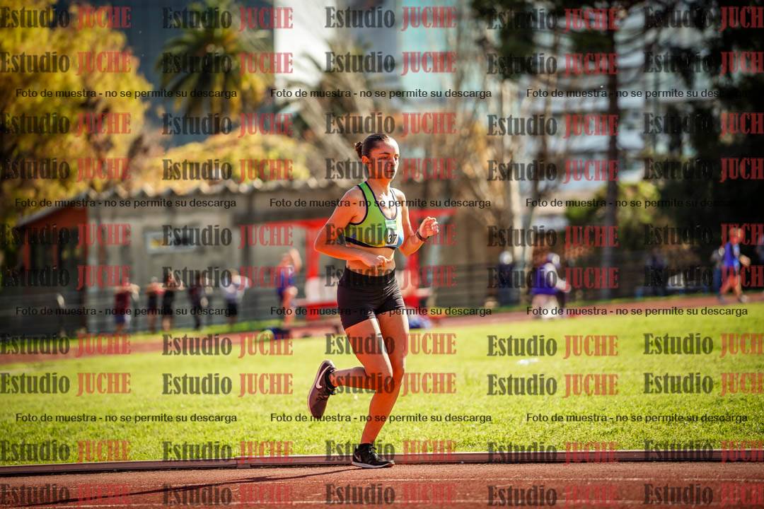 Fotos de los 5000 m llanos de mujeres y varones