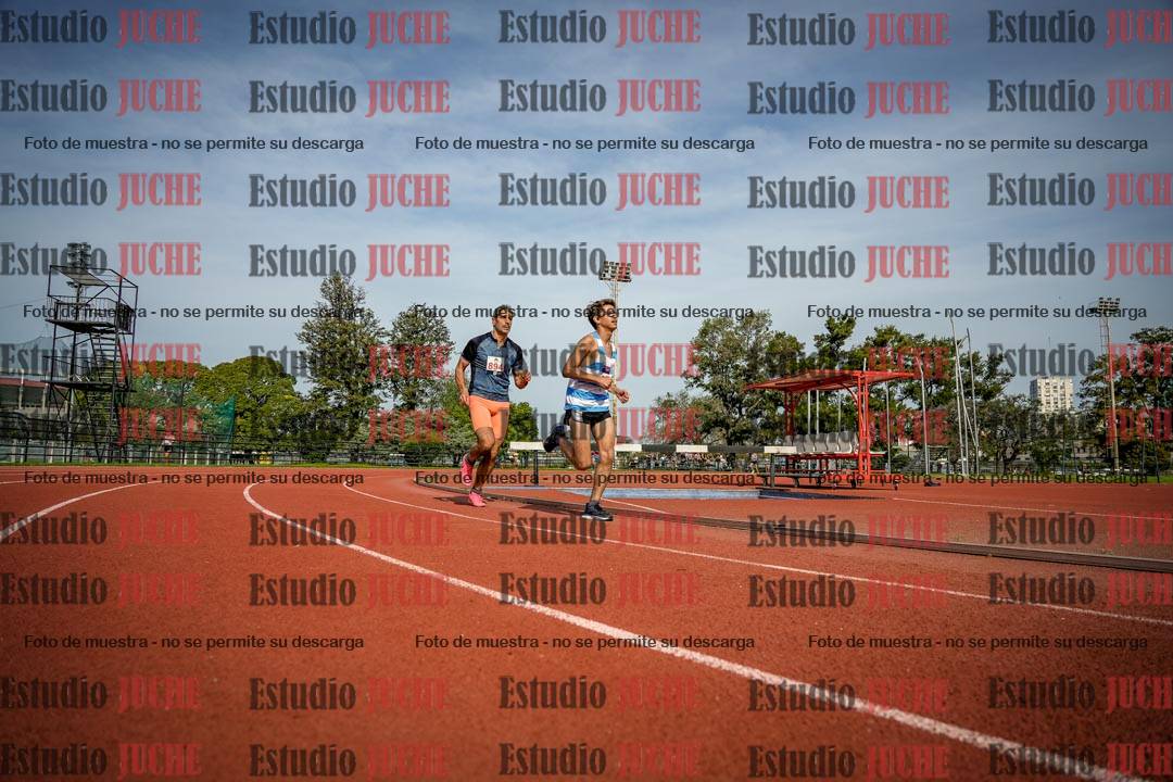 Fotos de los 3000 m llanos de varones
