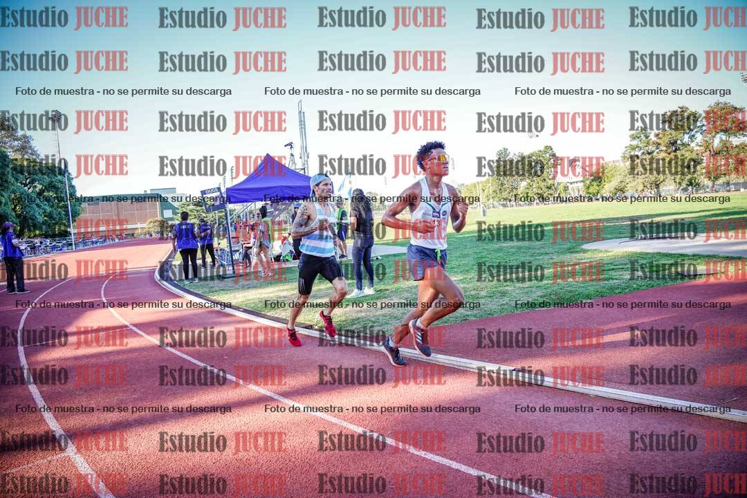 Fotos de los 3000 m llanos de varones