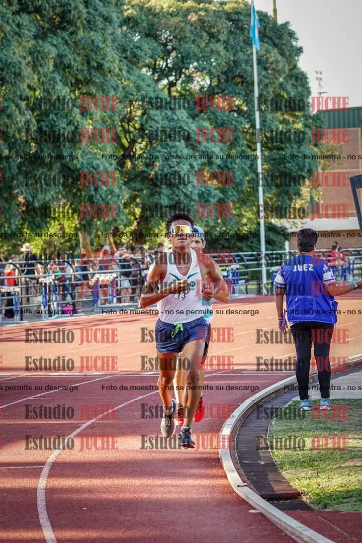Fotos de los 3000 m llanos de varones