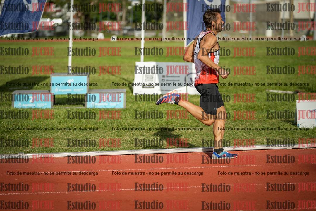 Fotos de los 3000 m llanos de varones