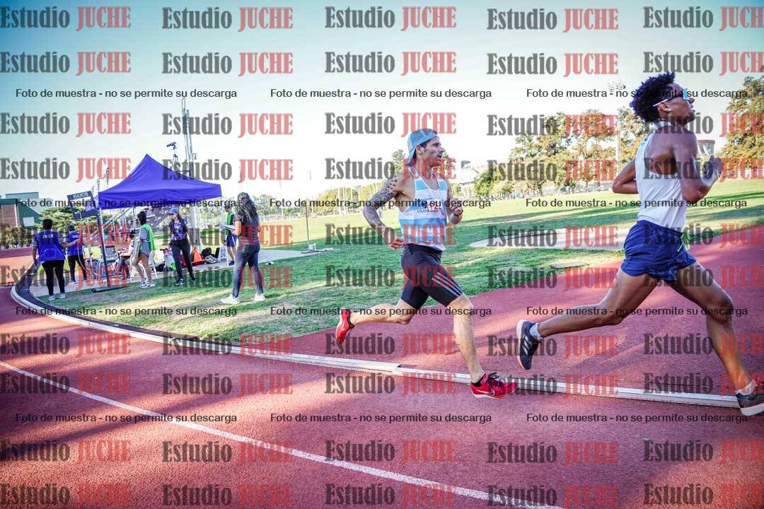 Fotos de los 3000 m llanos de varones