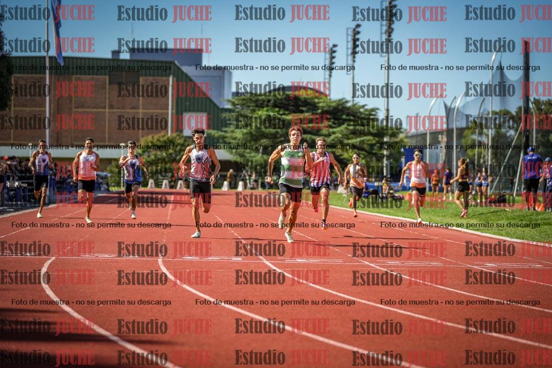 Fotos de los 400 m llanos de varones