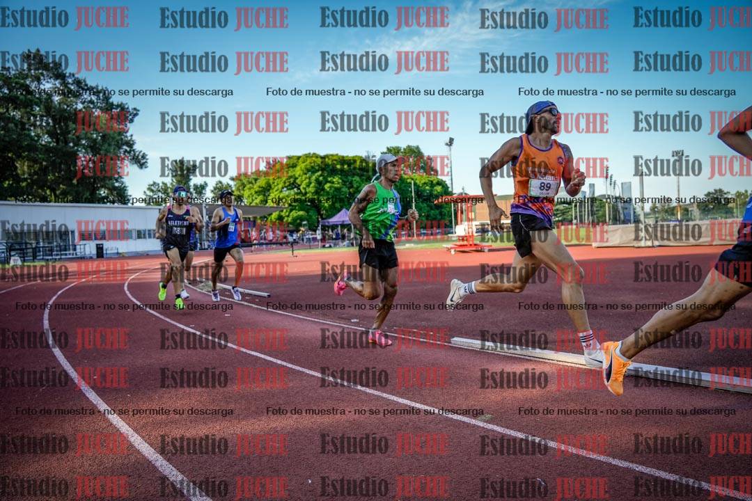 Fotos de los 1500 m llanos de varones