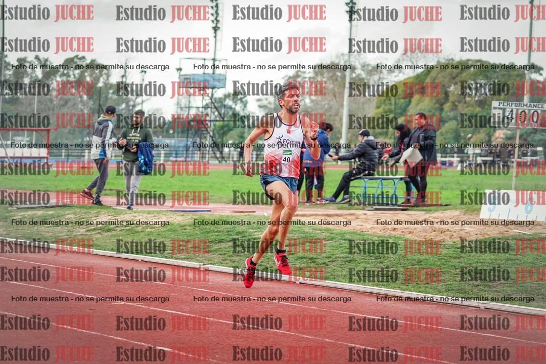 Fotos de los 3000 m llanos de varones