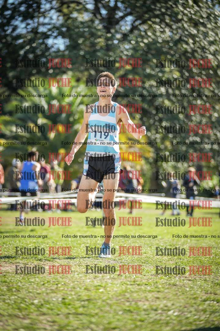 Fotos de la llegada del cross de 8000 m