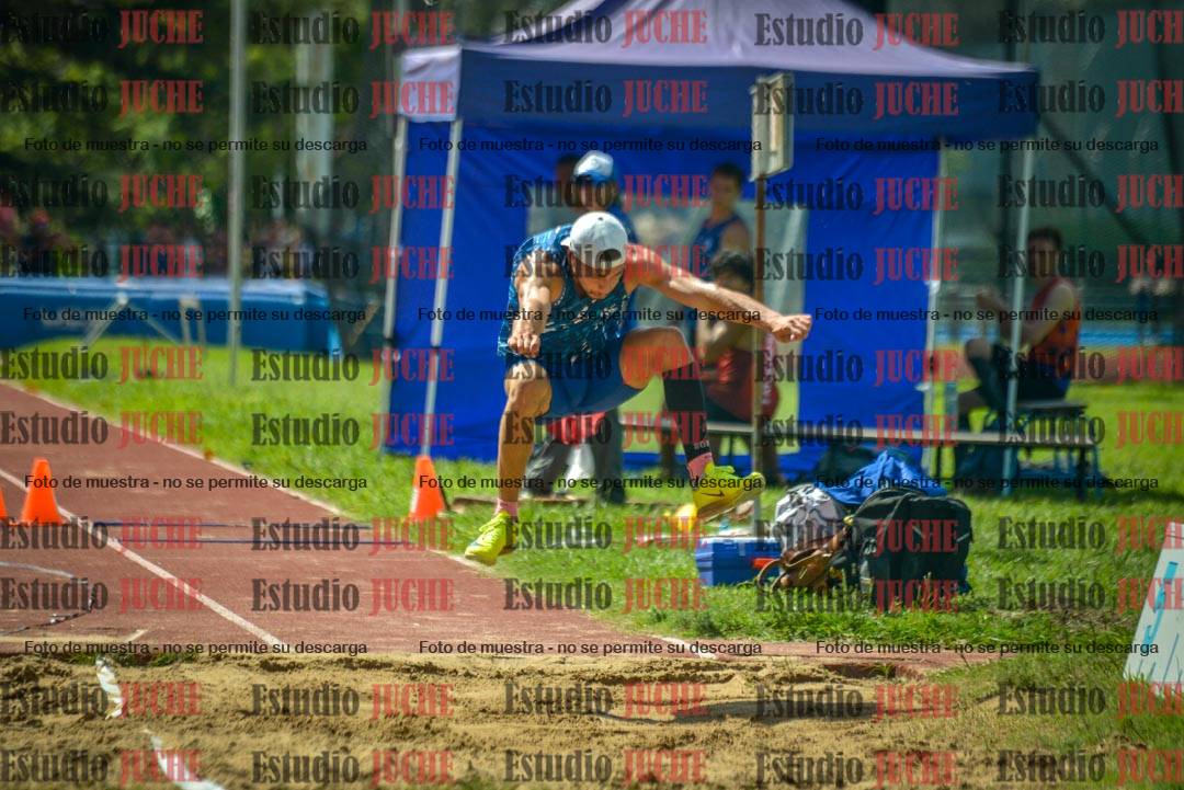 Fotos del salto triple de varones