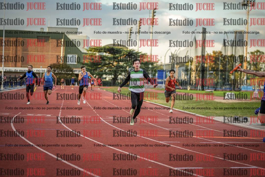 Fotos de las Postas 4x100 m de varones