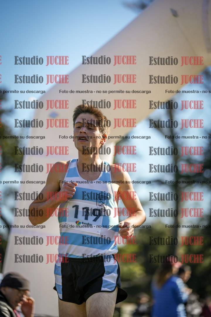 Fotos de la llegada del cross de 8000 m