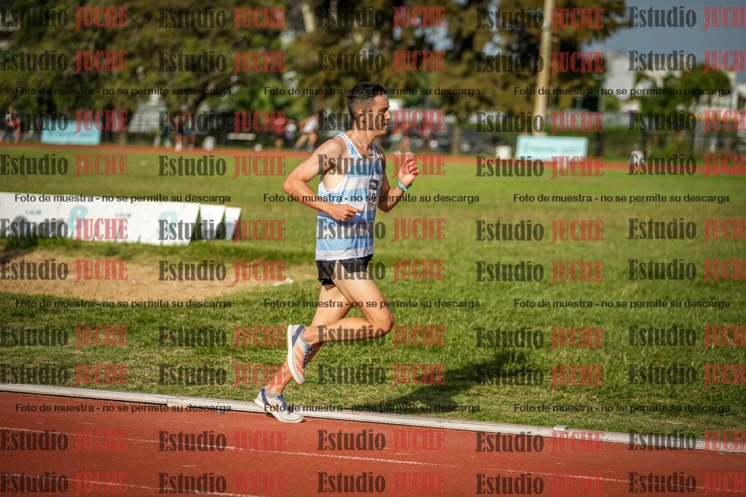Fotos de los 3000 m llanos de varones