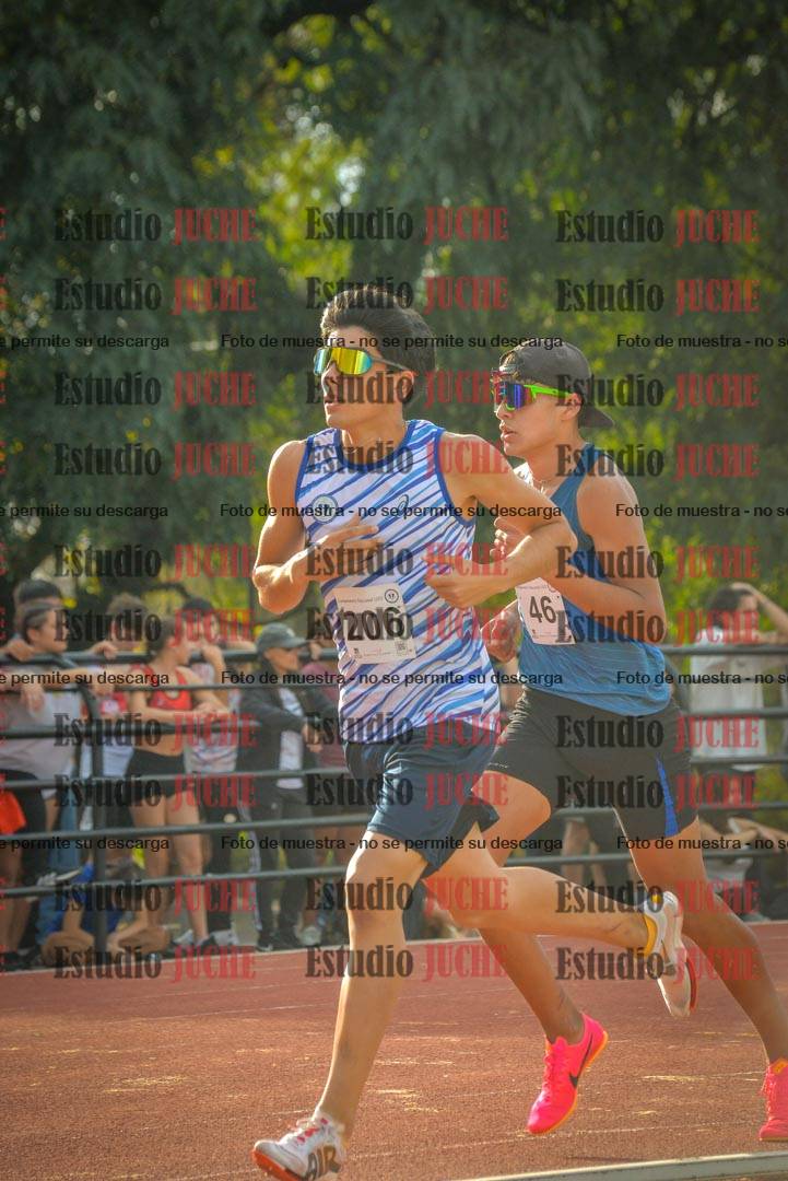 Fotos de los 1500 m llanos de varones - decatlón 10