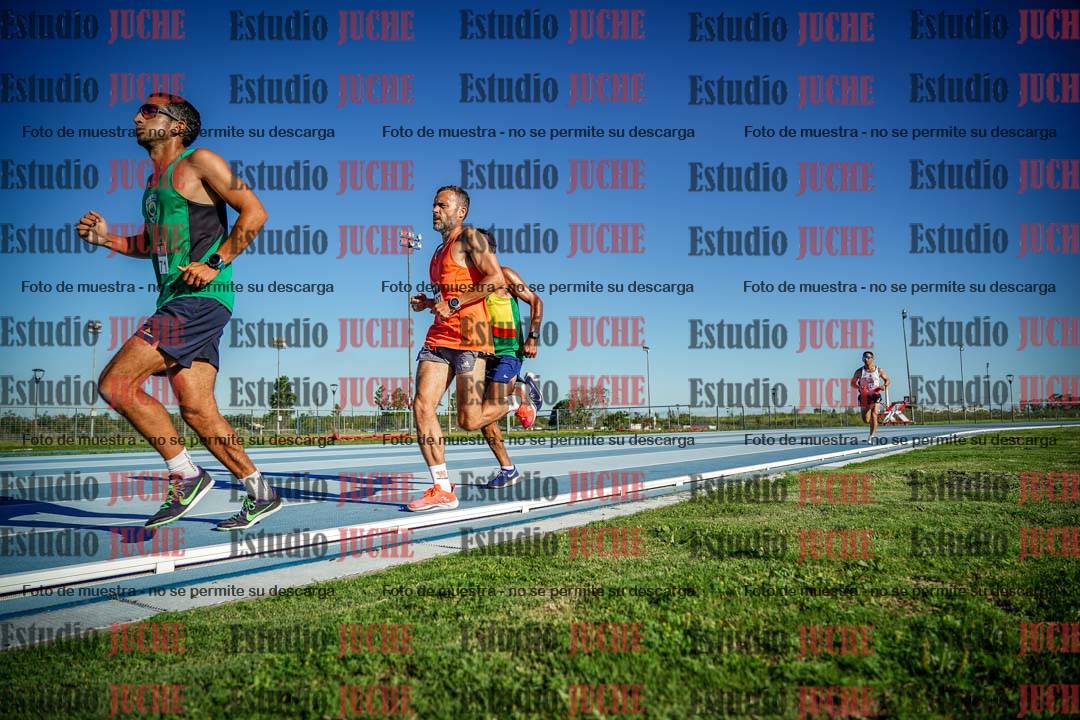 Fotos de los 3000 m llanos de varones