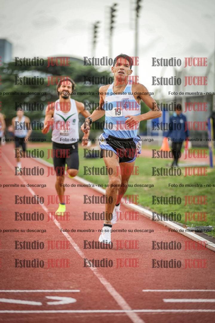 Fotos de los 3000 m llanos de varones