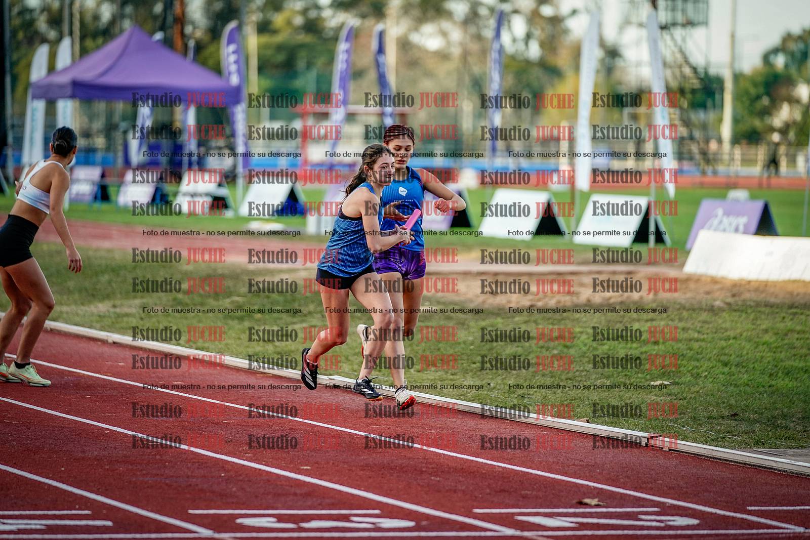 Fotos de las postas 4x400 m de mujeres