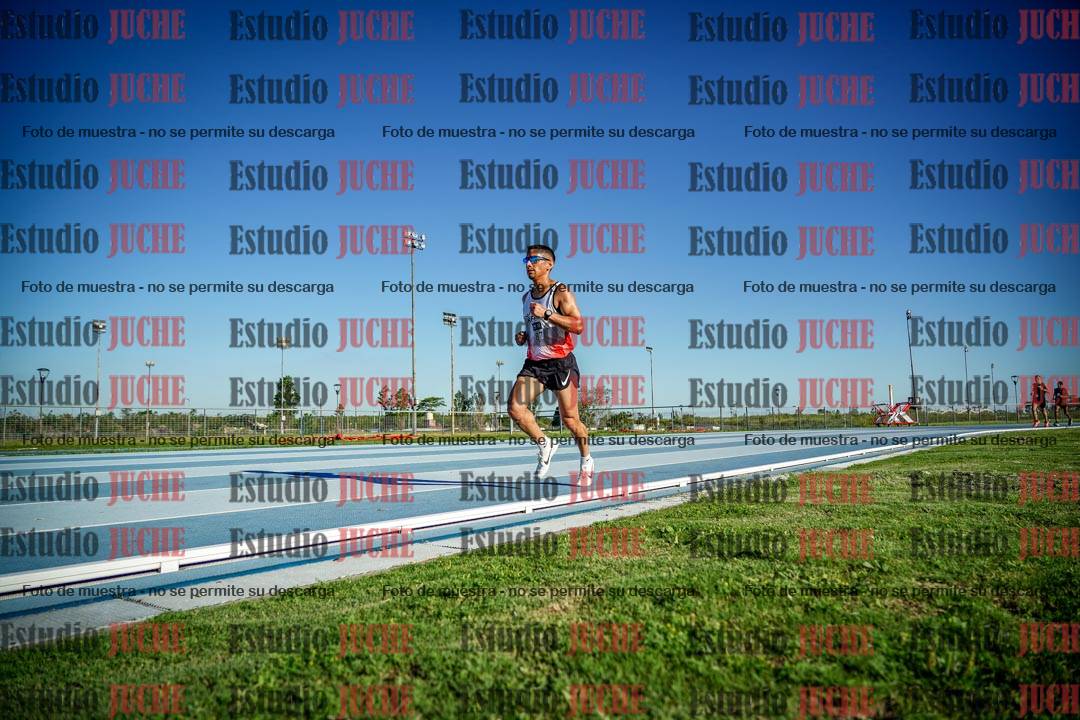 Fotos de los 3000 m llanos de varones