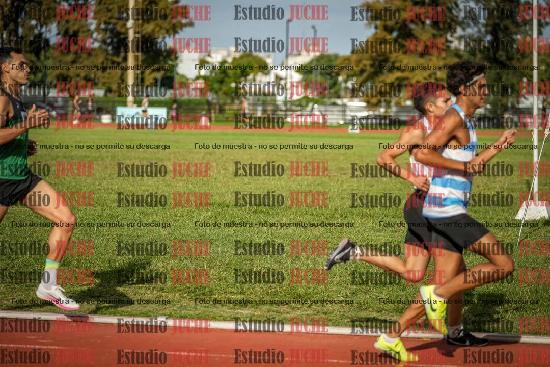 Fotos de los 3000 m llanos de varones