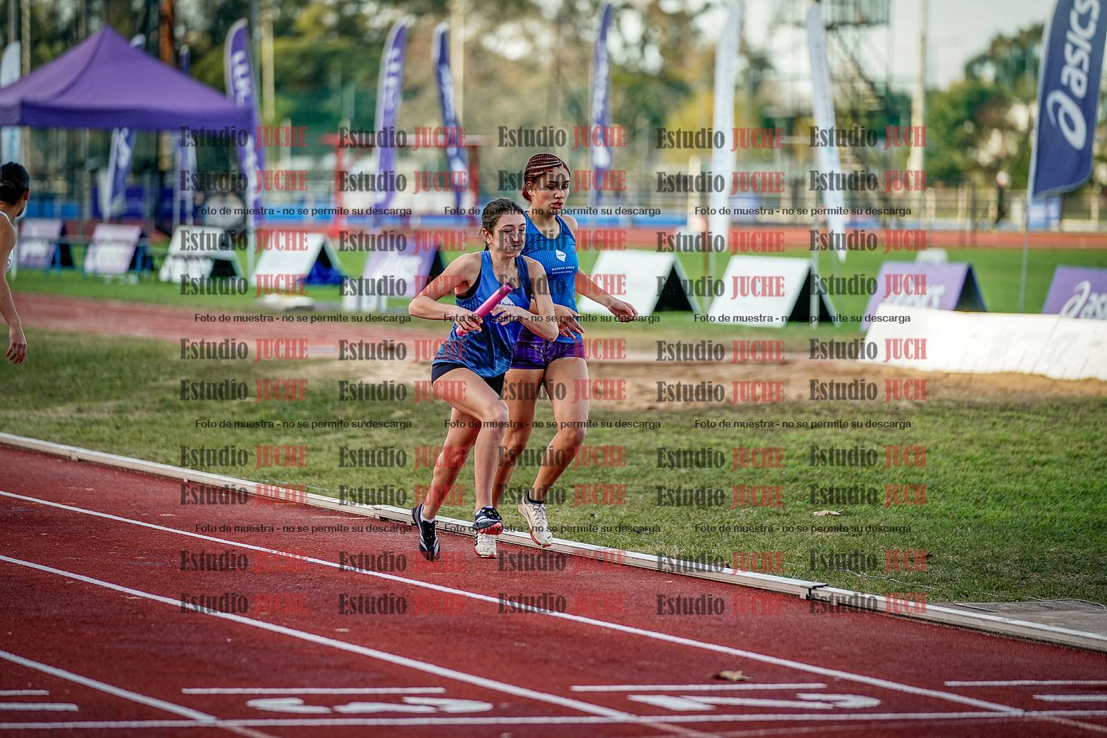 Fotos de las postas 4x400 m de mujeres