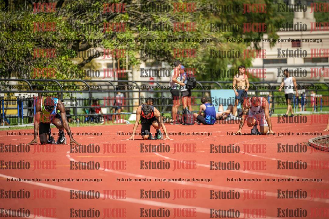 Fotos de los 200 m llanos de varones