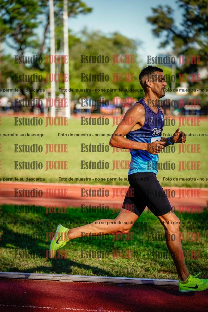 Fotos de los 3000 m llanos de varones